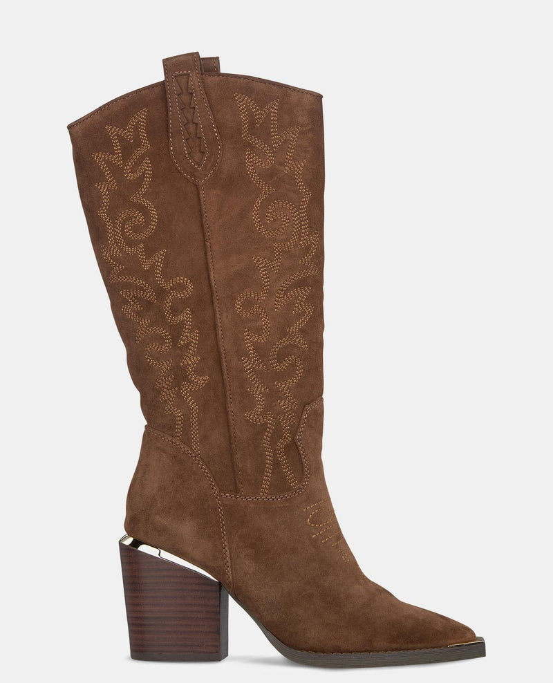 BOTA DE VAQUEIRO BORDADA COM SALTO