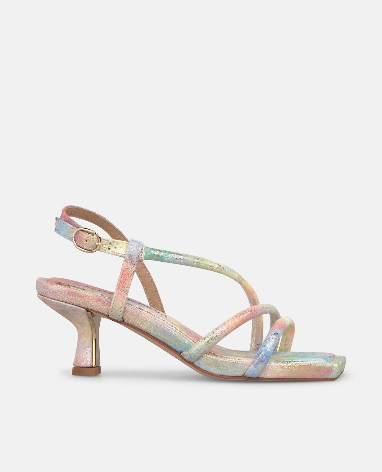 SANDALIA DE ESTRUCTURA CRUZADA