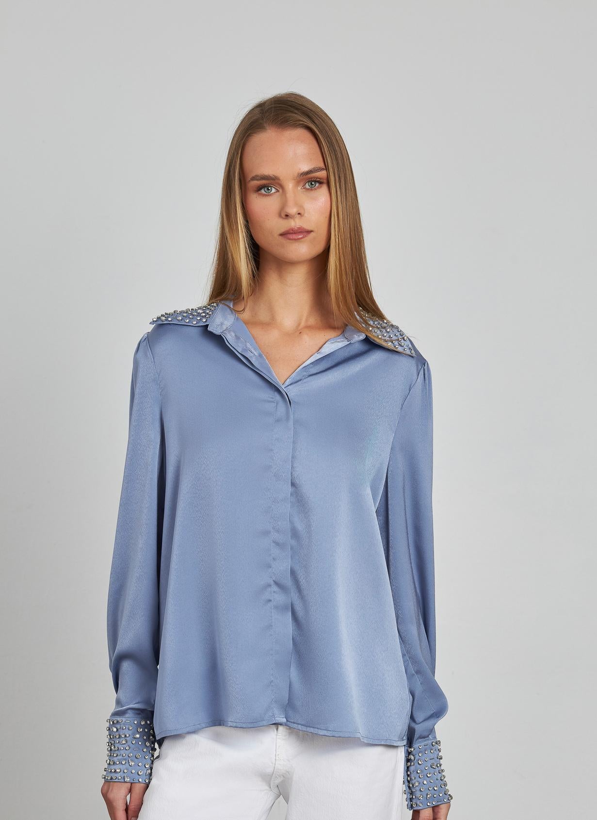 CAMISA EFECTO SATINADO PEDRERÍA