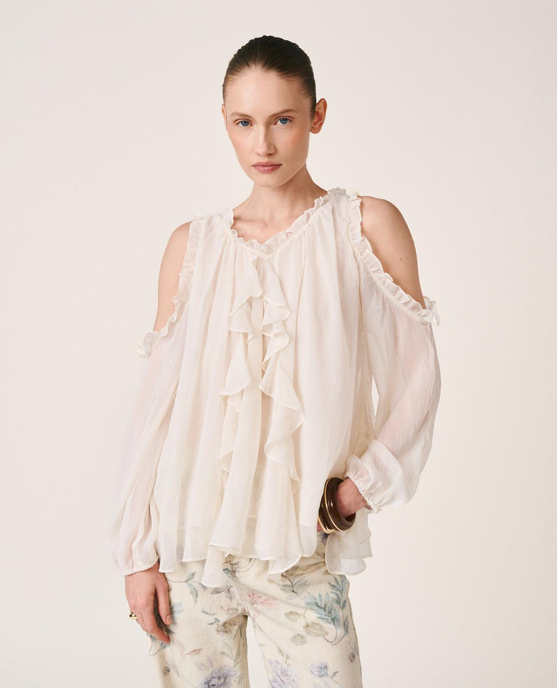 BLUSA COM OMBROS DESCOBERTOS