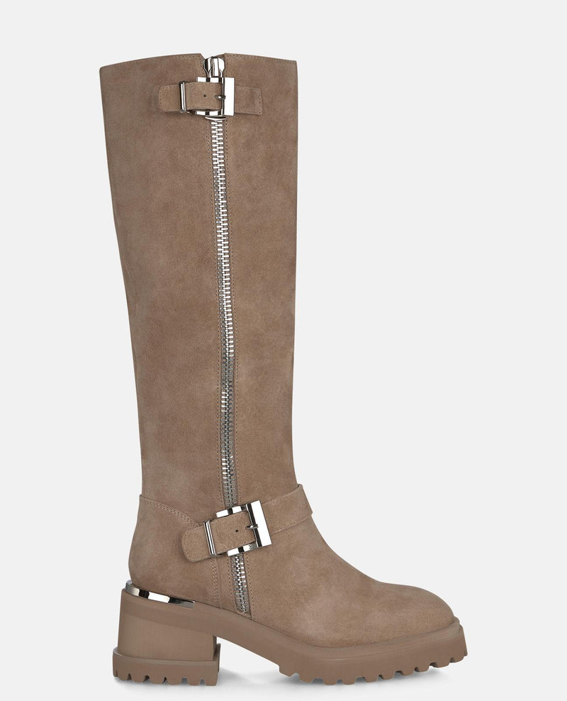 TRACK SOLE BOOT WITH ZIPPER