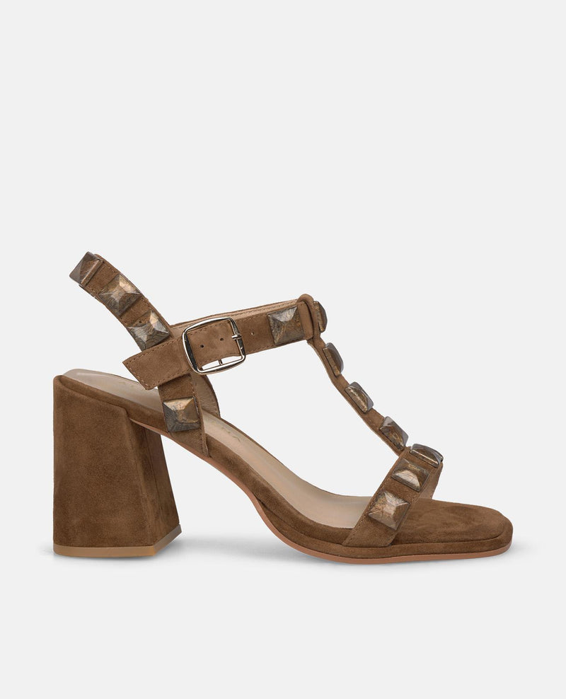 SANDALIA CON TRANSFER EN LAS TIRAS