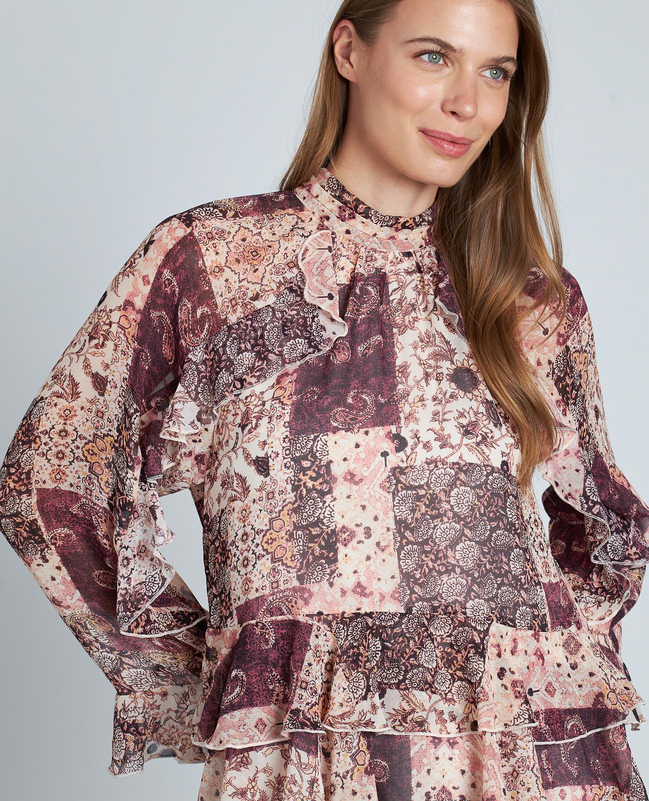 BLUSA ESTAMPADA VOLANTES