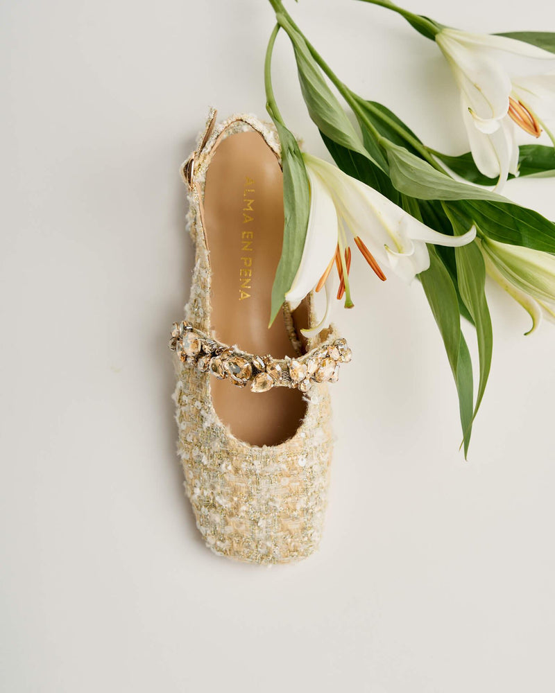 CHAUSSURE À LANIÈRE EN STRASS