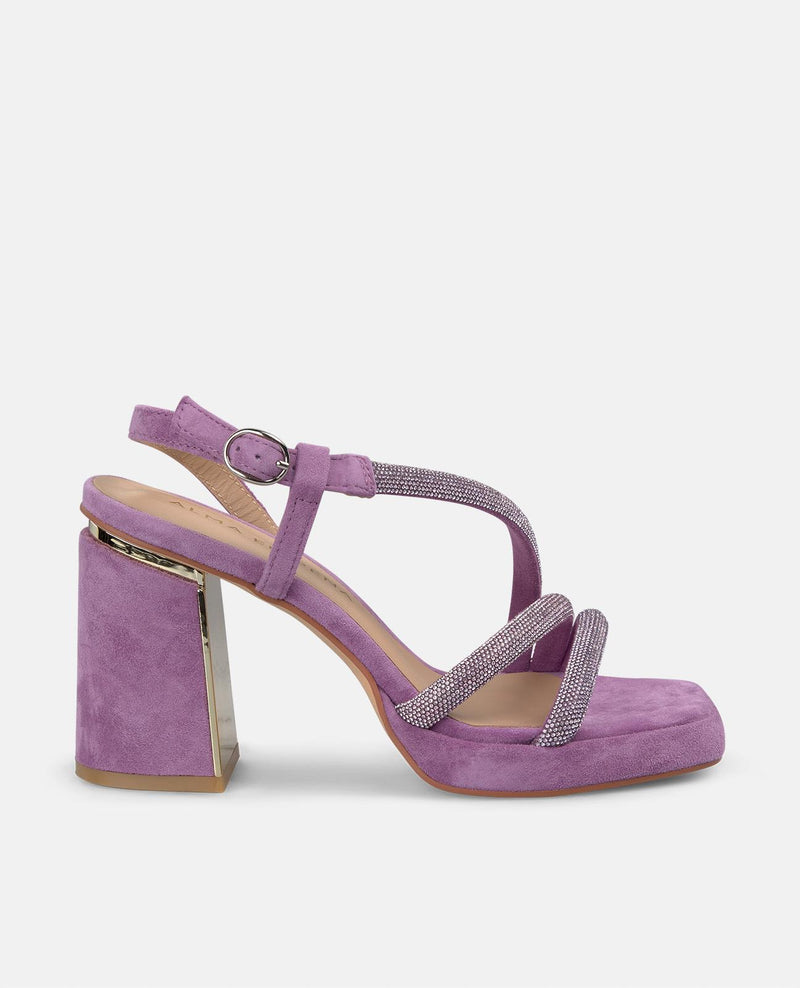 SANDÁLIA DE STRASS COM SALTO