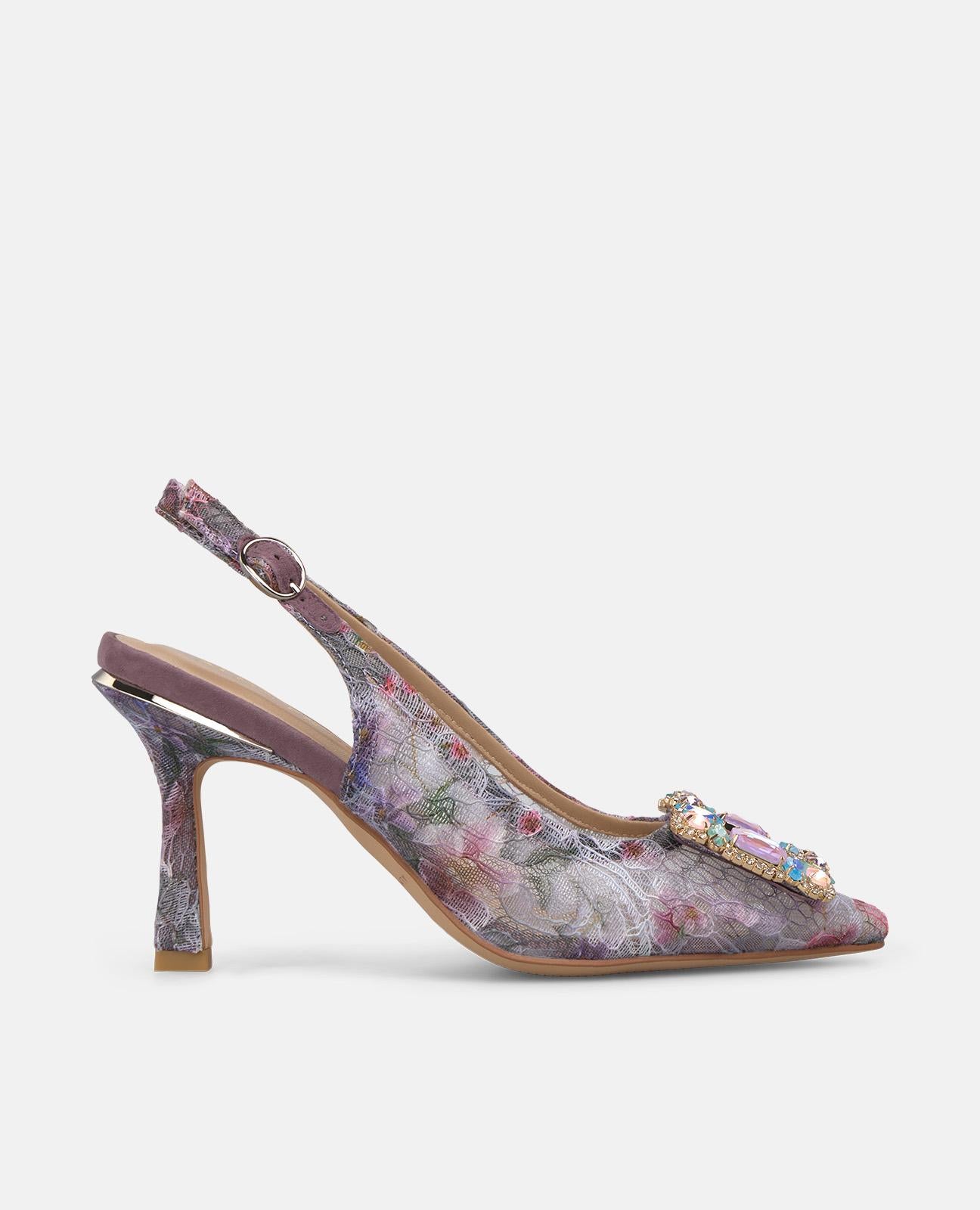 FLAT HEELED SHOE WITH MULTICOLORED STONE BUCKLE