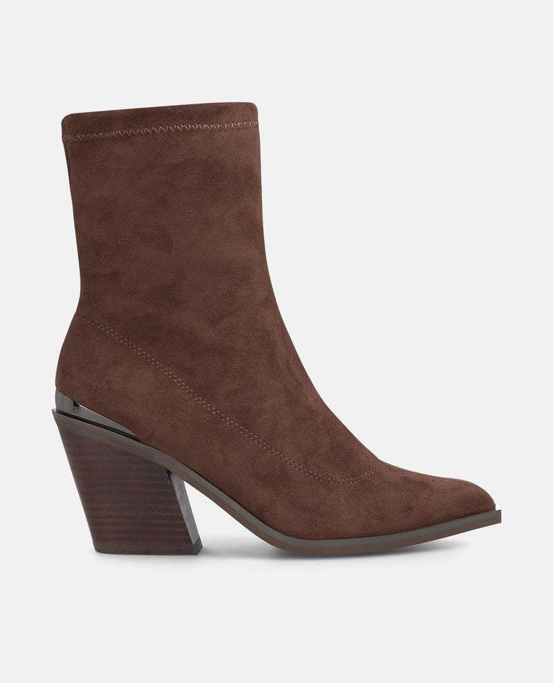 BOTÍN AJUSTADO TACÓN