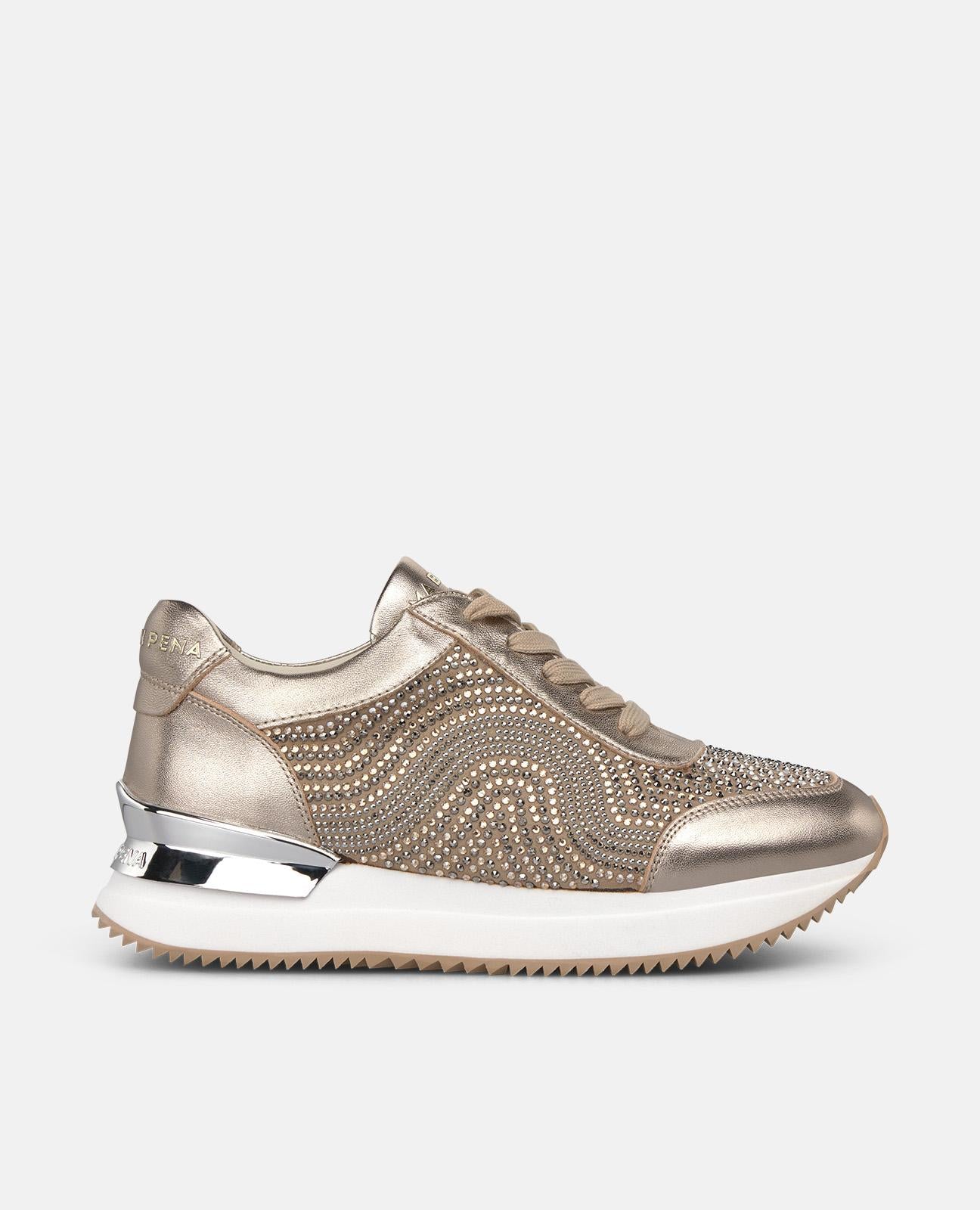 ZAPATILLAS METALIZADAS CON PEDRERÍA