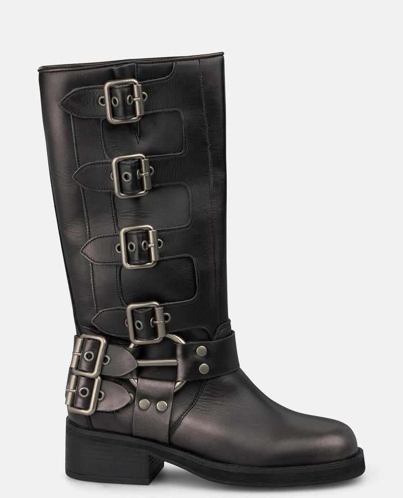BOTA DE ANTE CON HEBILLAS