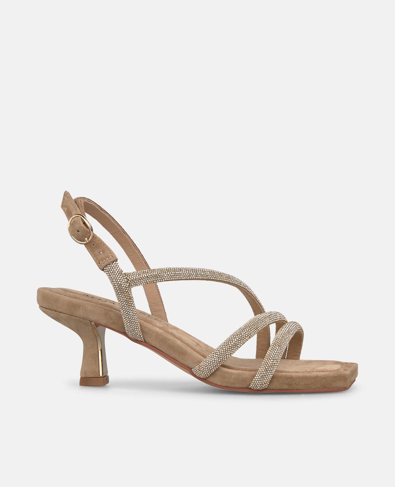 SANDALIA DE TIRAS DIAGONALES METALIZADA