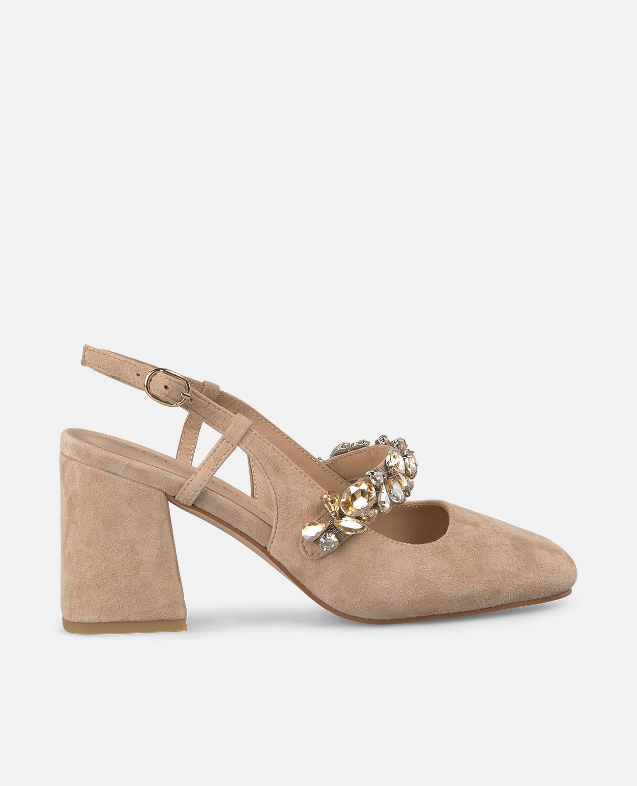 HOCHHACKIGER SCHUH MIT STRASS-DETAIL