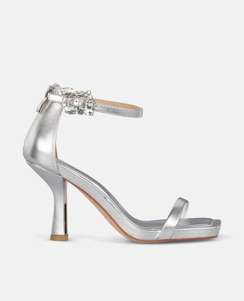 BUCKLE HEEL SANDAL