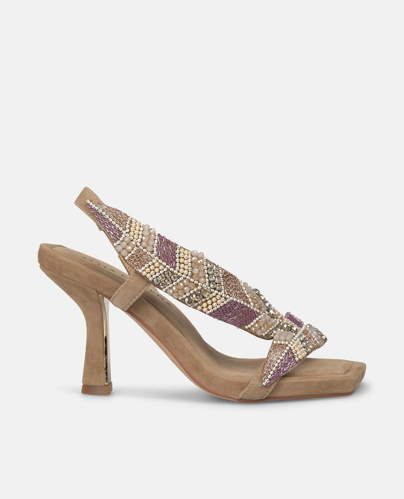 SANDALIA ESPECIAL TACON MEDIO