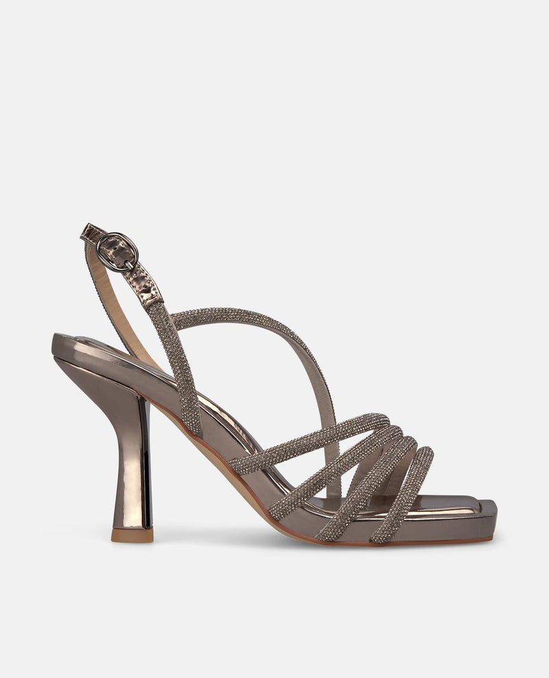 SANDAL CON TALLONE E DETTAGLIO STRASS