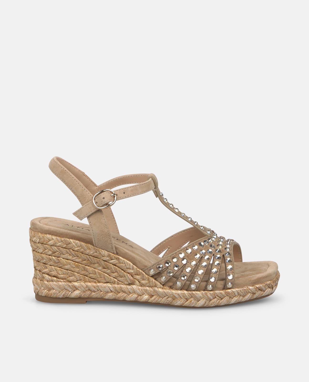 SANDALIA CUÑA REJILLA EN PEDRERIA