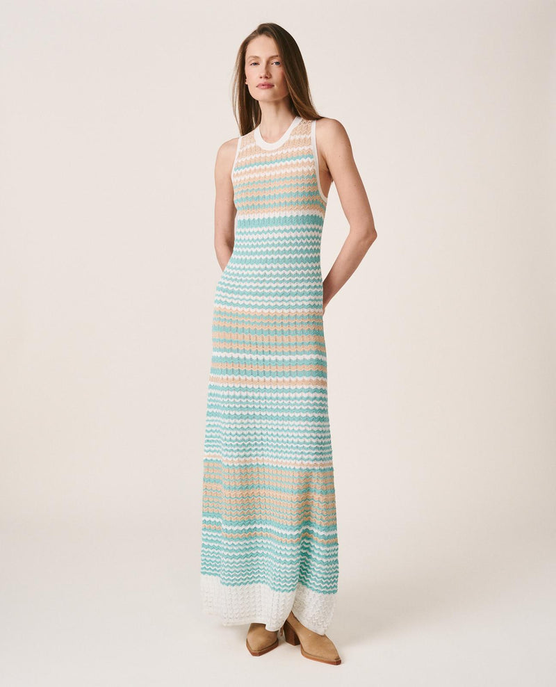 VESTIDO SIN MANGAS PUNTO