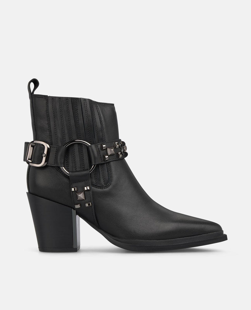 BOTÍN TACHAS TACÓN