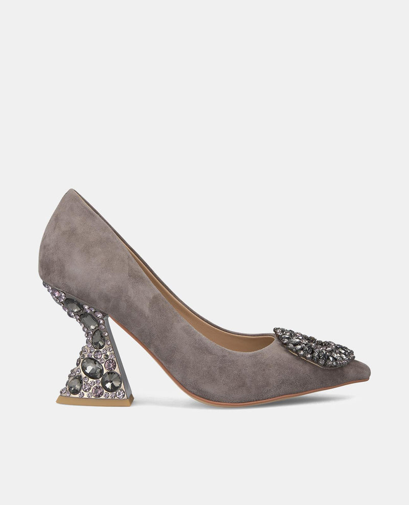 SCARPA CON TACCO E ABBELLIMENTO