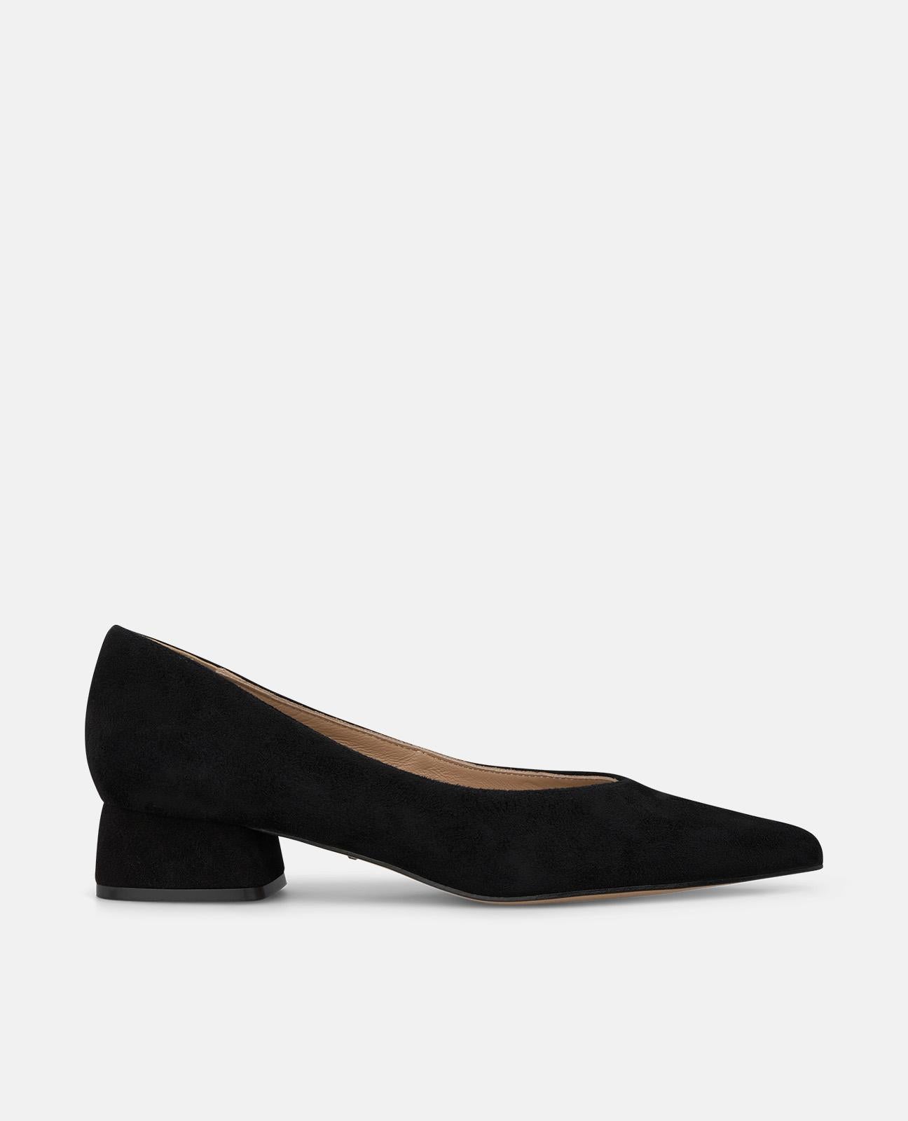 ZAPATO DE PUNTA EN PIEL