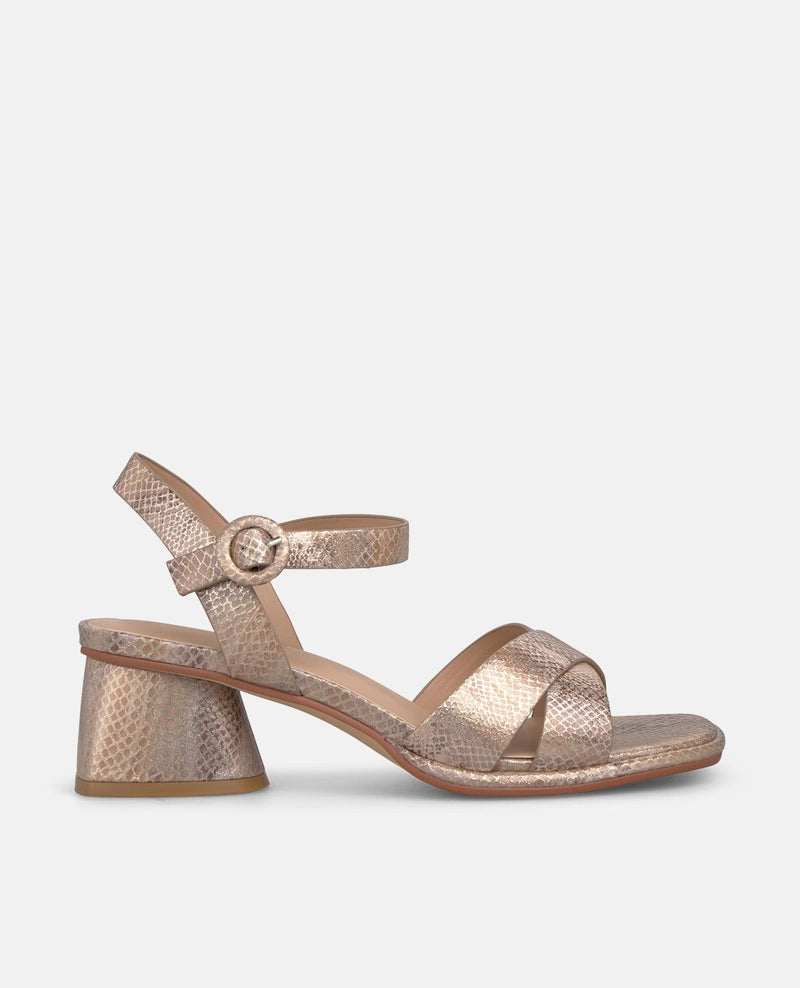 SANDALIA TACON DEDO PIEL