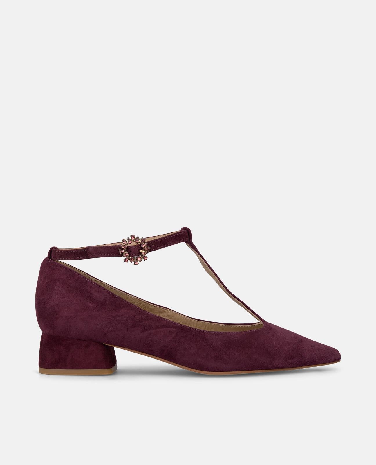 ZAPATO TACÓN CHAROL CON HEBILLA