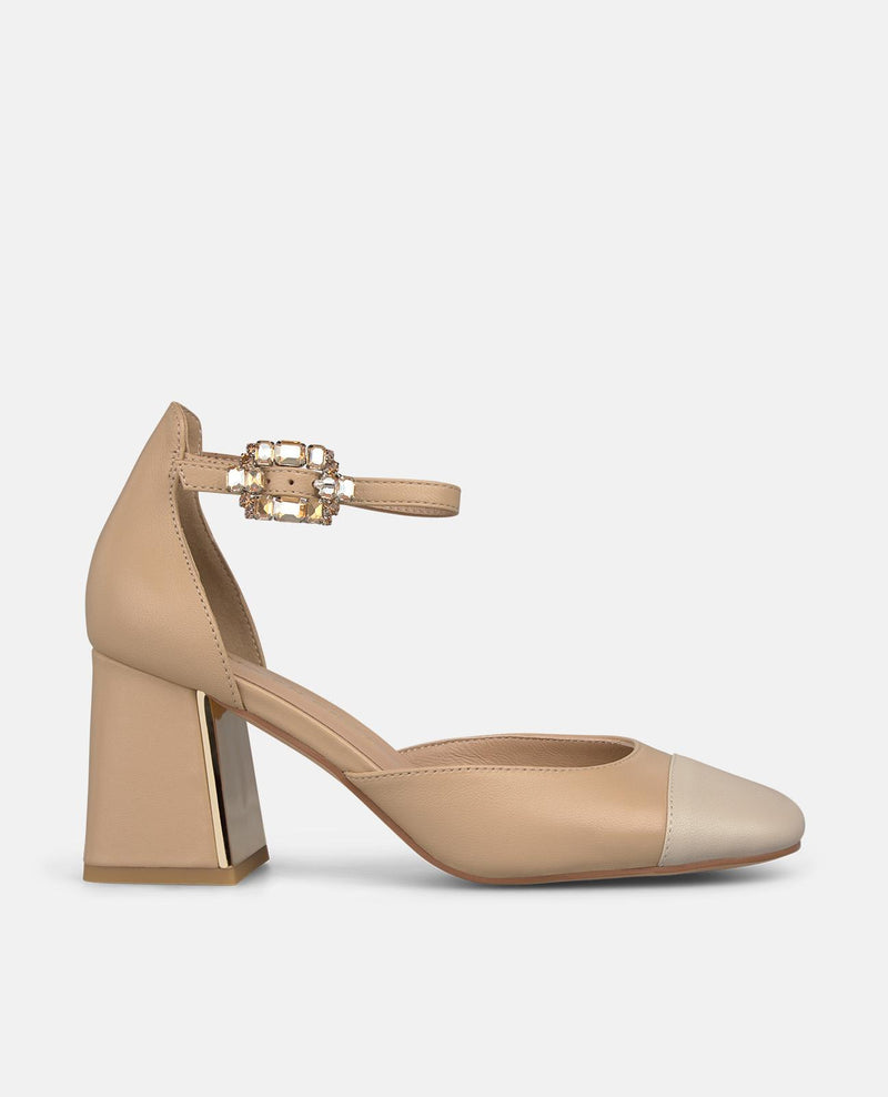 SALON TACON PUNTERA EN CONTRASTE