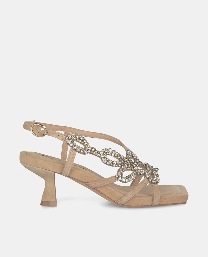 SANDÁLIA COM PORMENOR DE SALTO BAIXO