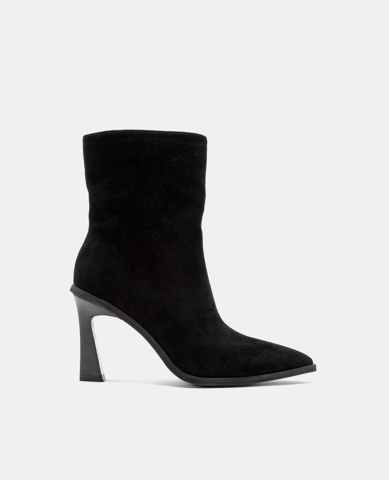 BOTTE DE CHEVILLE À TALON FIN