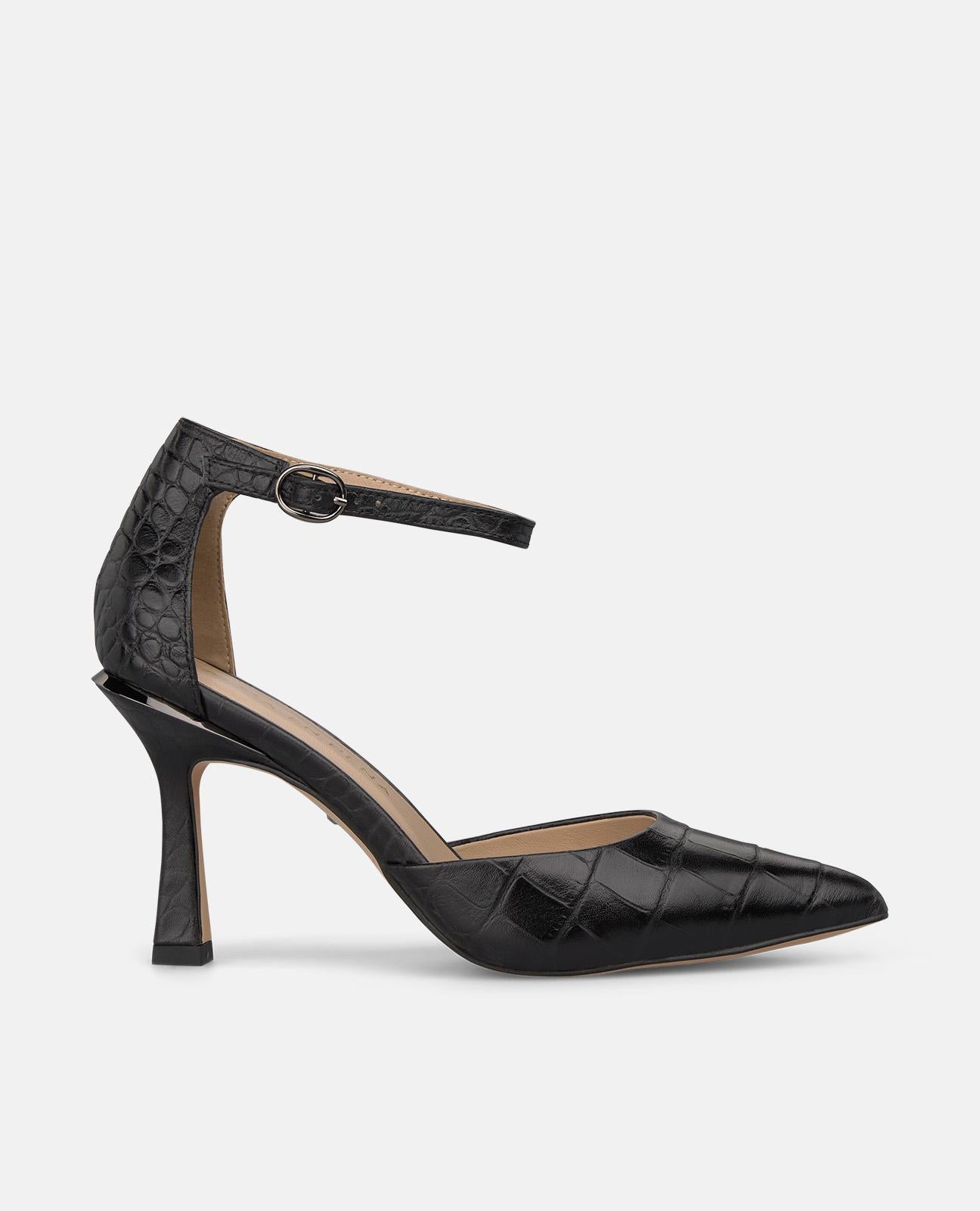 ZAPATO TACÓN PIEL CON PULSERA