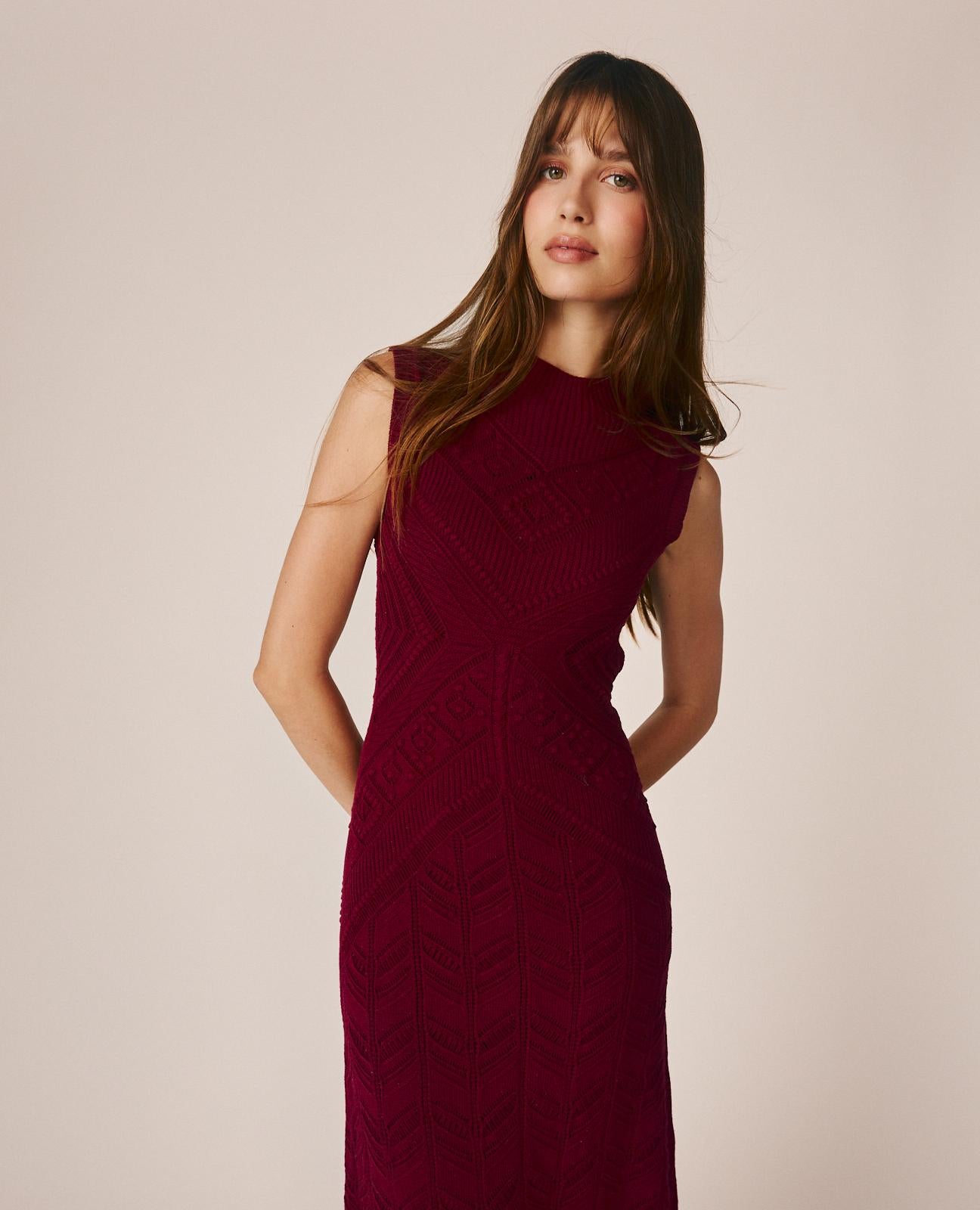 VESTIDO MAXI DE PUNTO CALADO