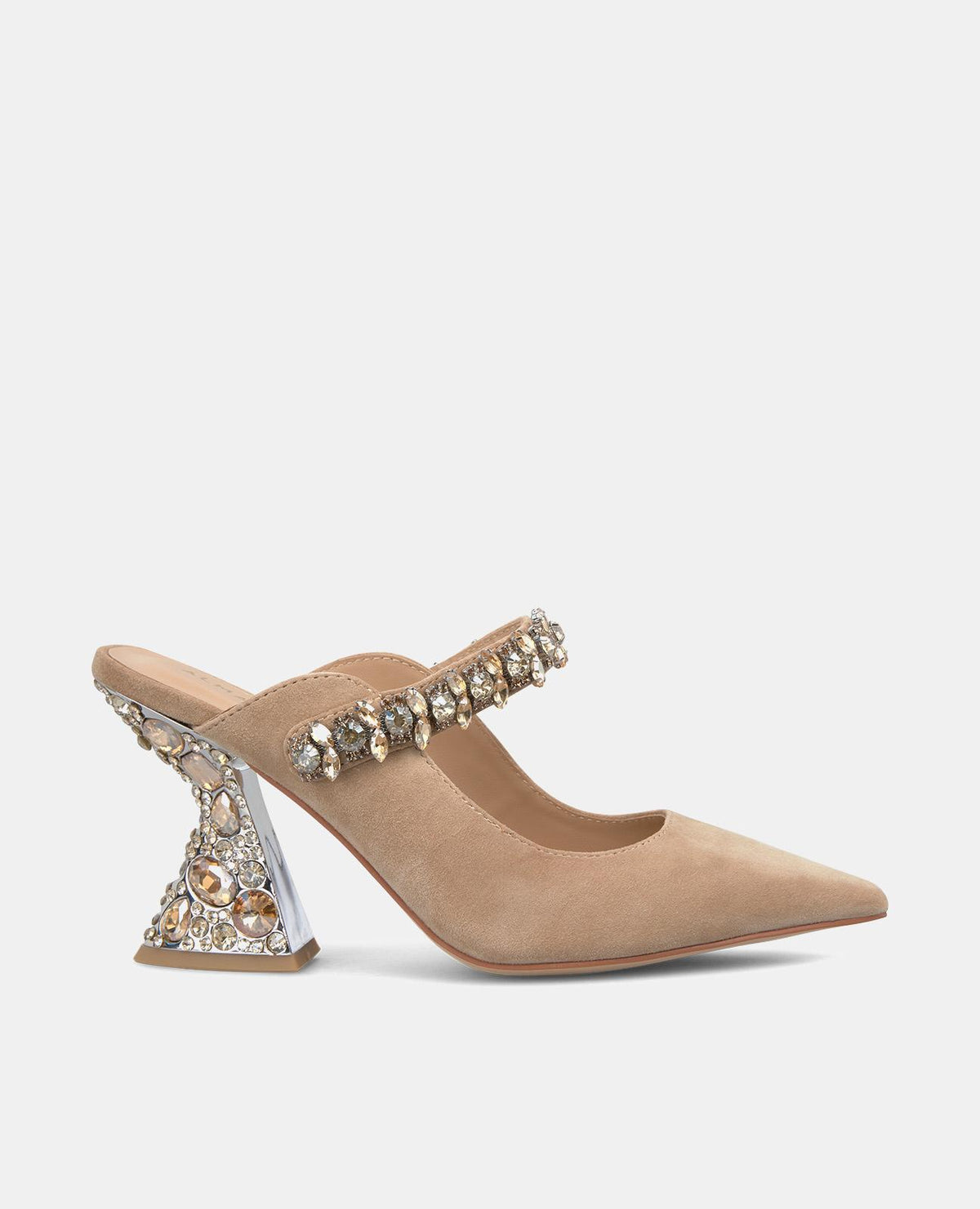 SCARPA CON TALLONE A CONO E SUOLA PIATTA