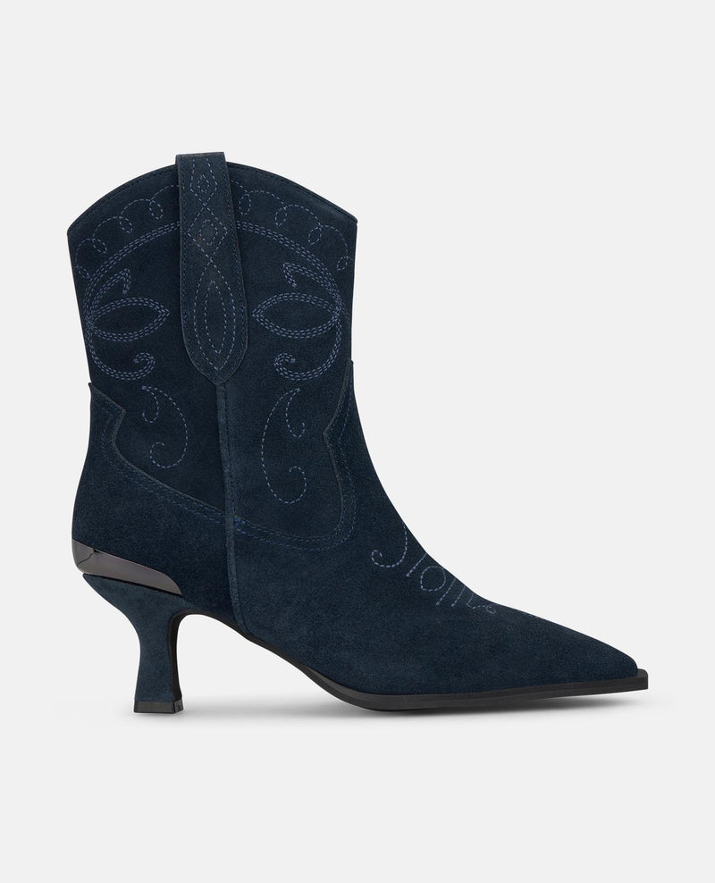 LOW-CUT EMBROIDERED ANKLE BOOTS