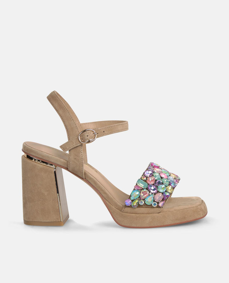 FRONT BEADED SANDAL