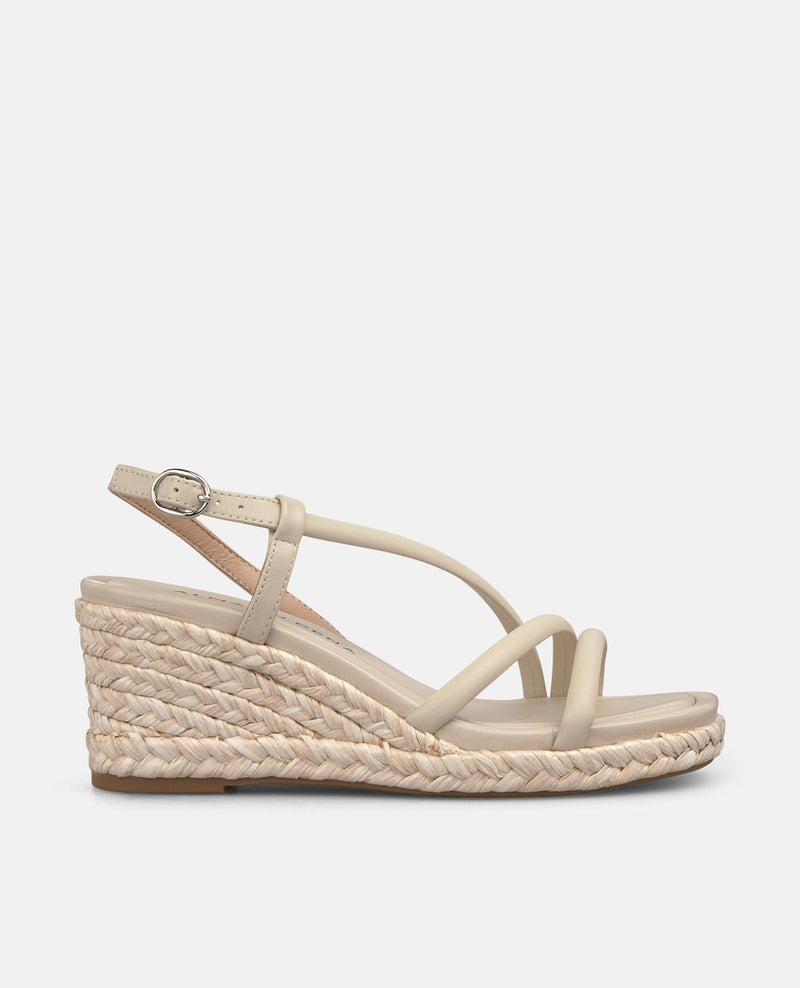 SANDALIA CUÑA TUBULAR