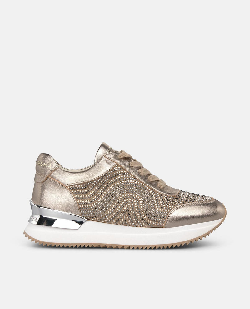 ZAPATILLAS METALIZADAS CON PEDRERÍA