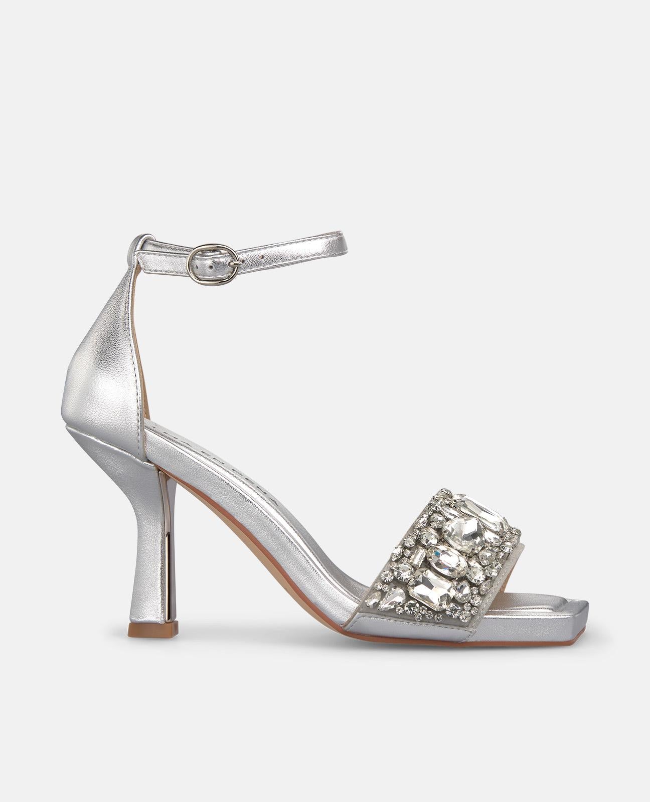 SANDALIA DE TACON METALIZADA