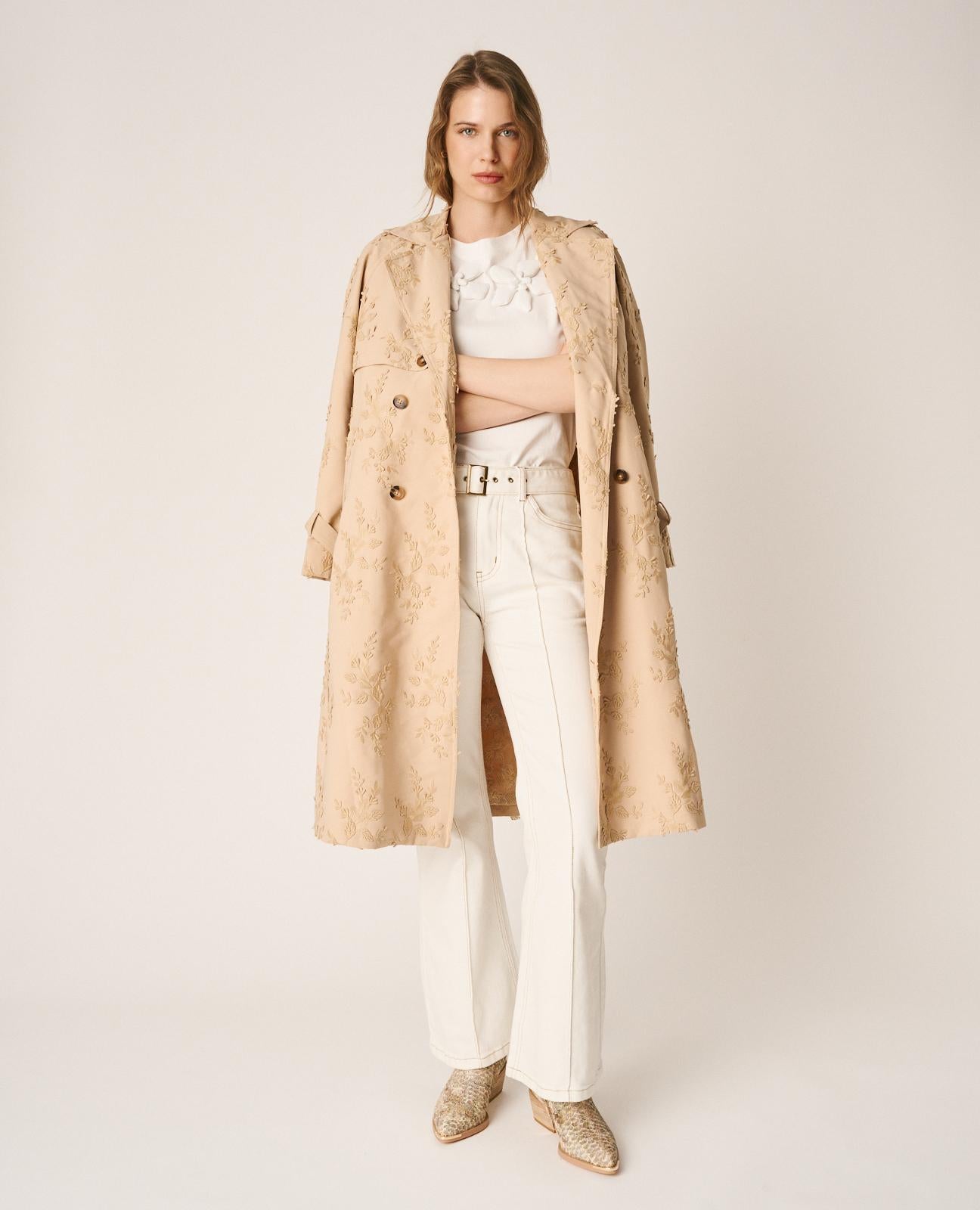 PANTALÓN FLARE DEMIN