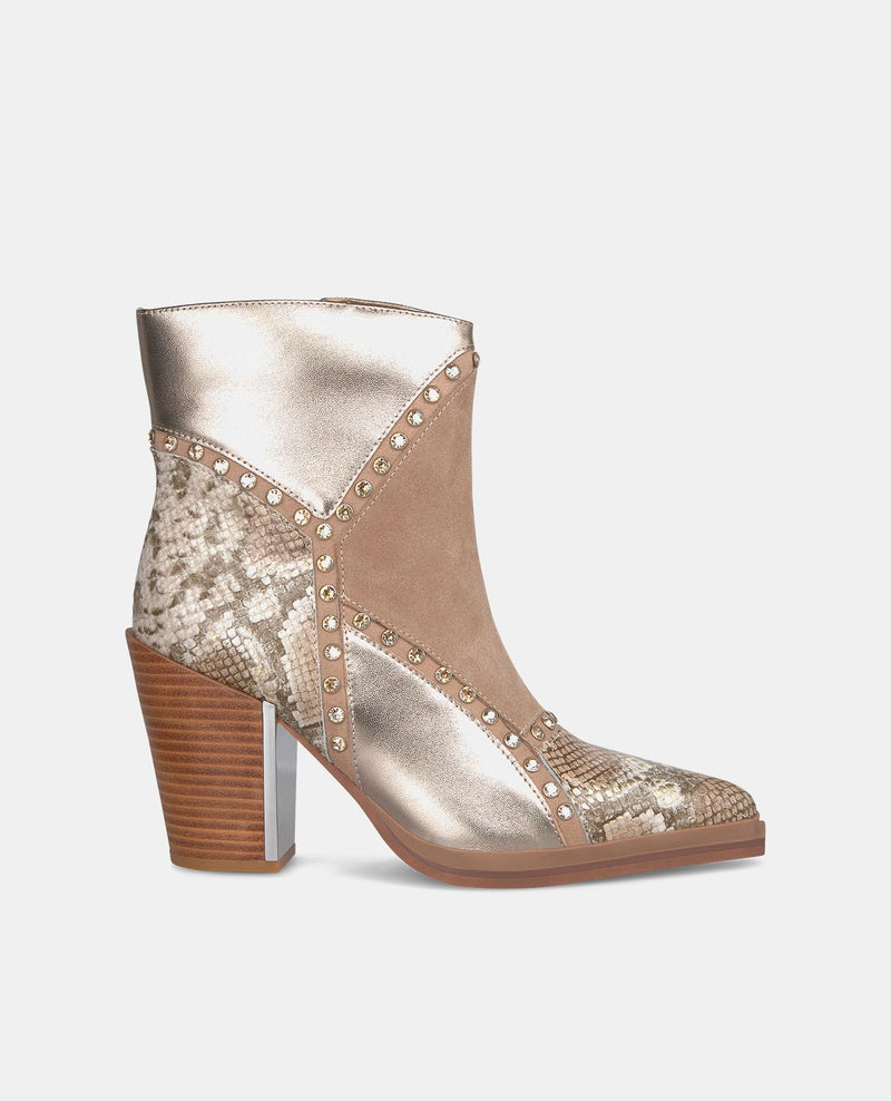 BOTTINES À TALONS HAUTS AVEC CLOUS