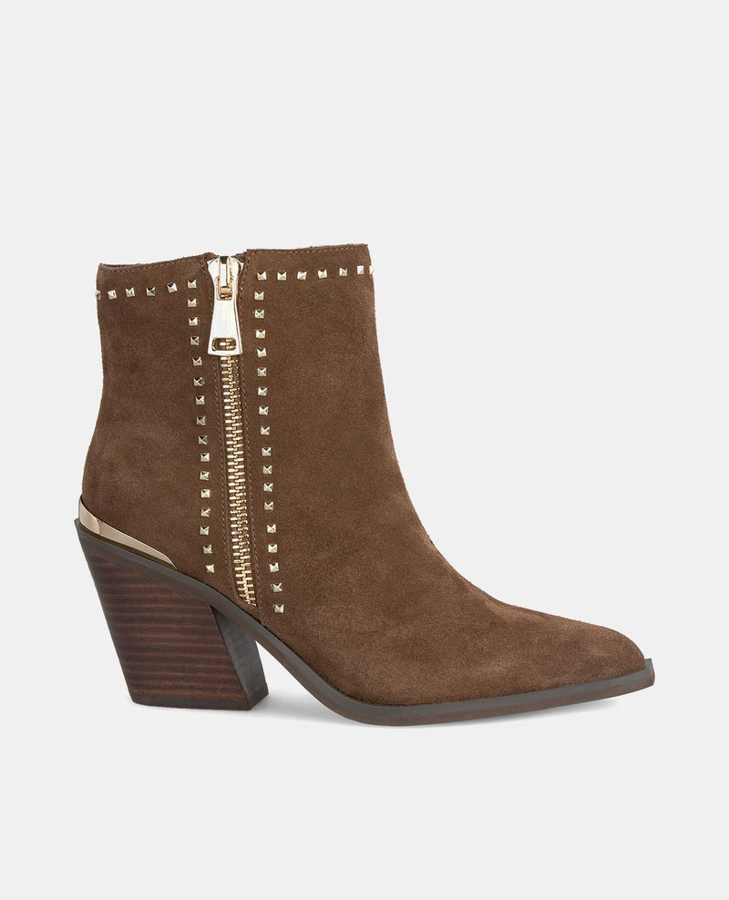 STIVALETTI CON TACCO E BORCHIE