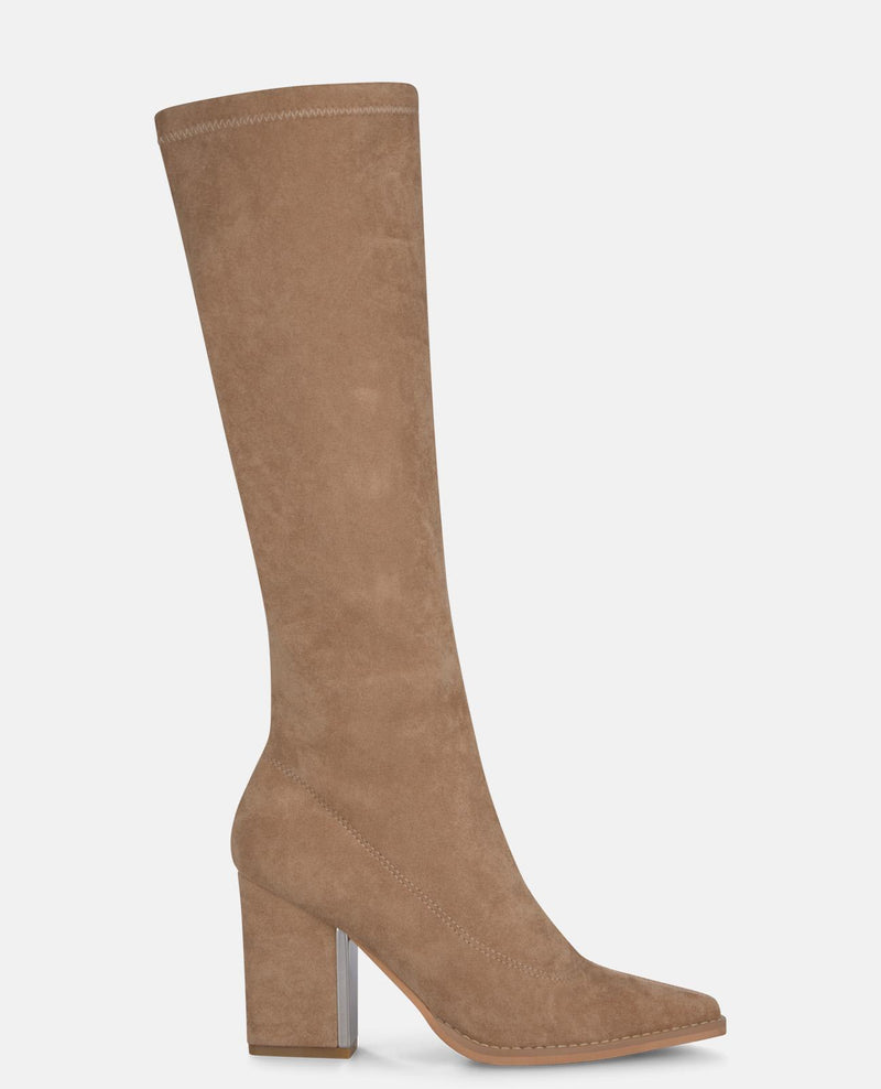 BOTA TACÓN CUADRADO