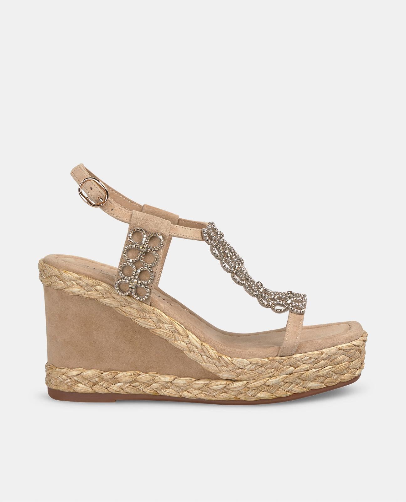 CUÑA FLORES DE PEDRERÍA