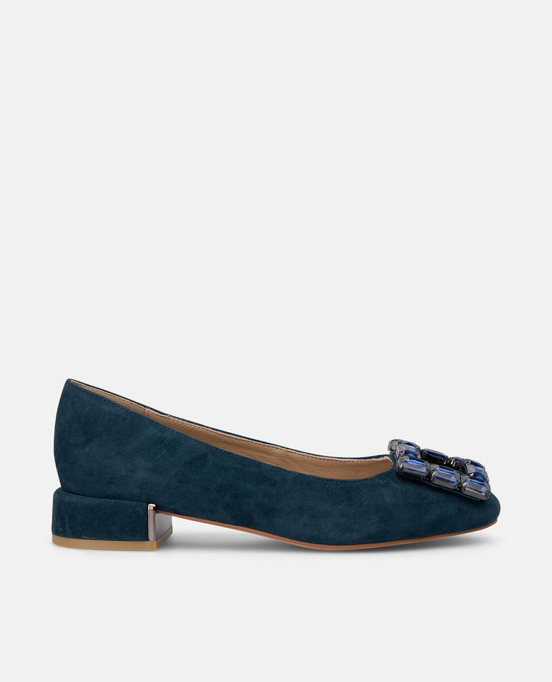 ZAPATO ANTE CON ADORNO FRONTAL