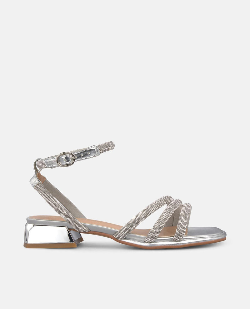 SANDALIA PLANA TRIPLE TIRA TUBULAR