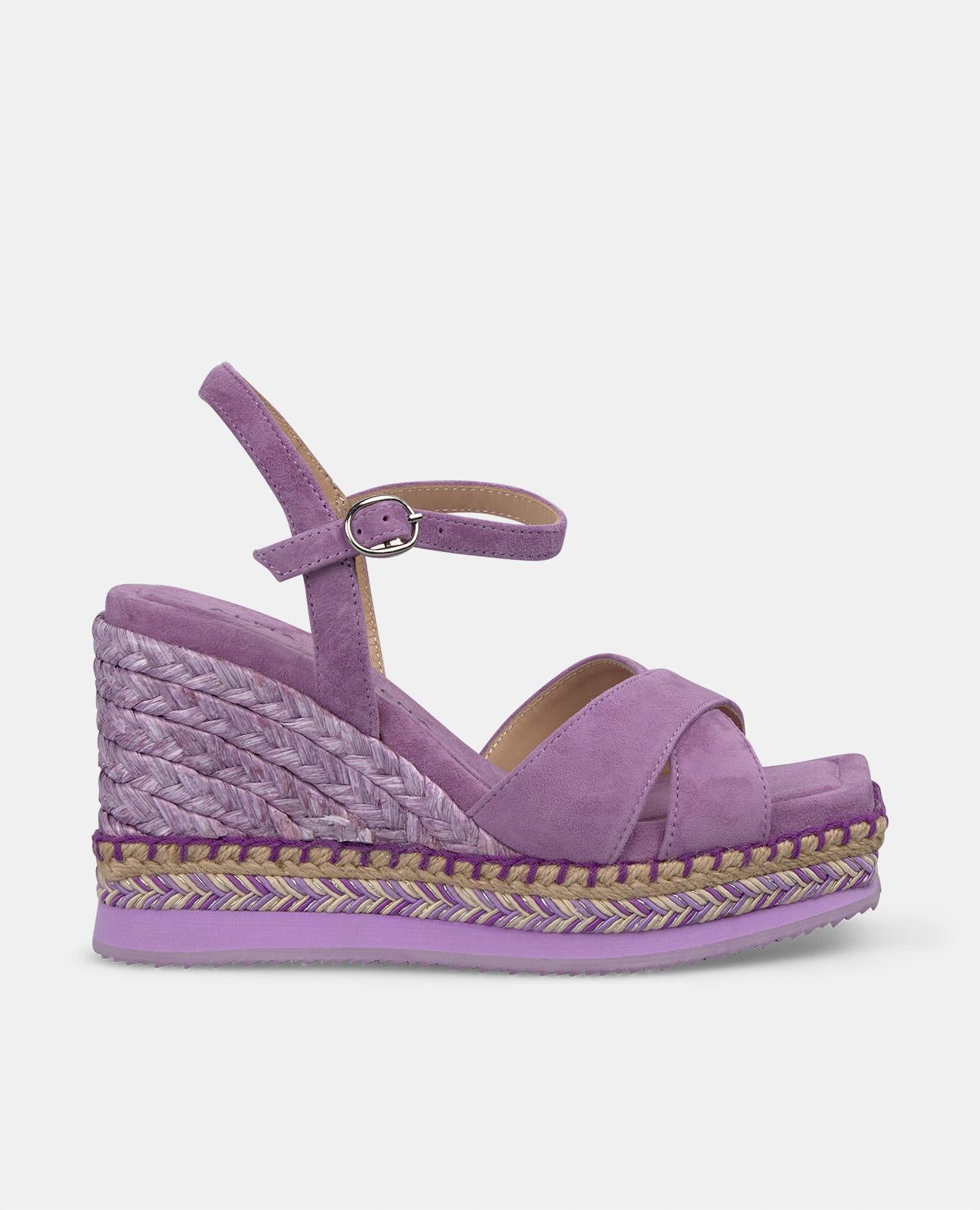 CUÑA ALTA TRENZADA HEBILLA