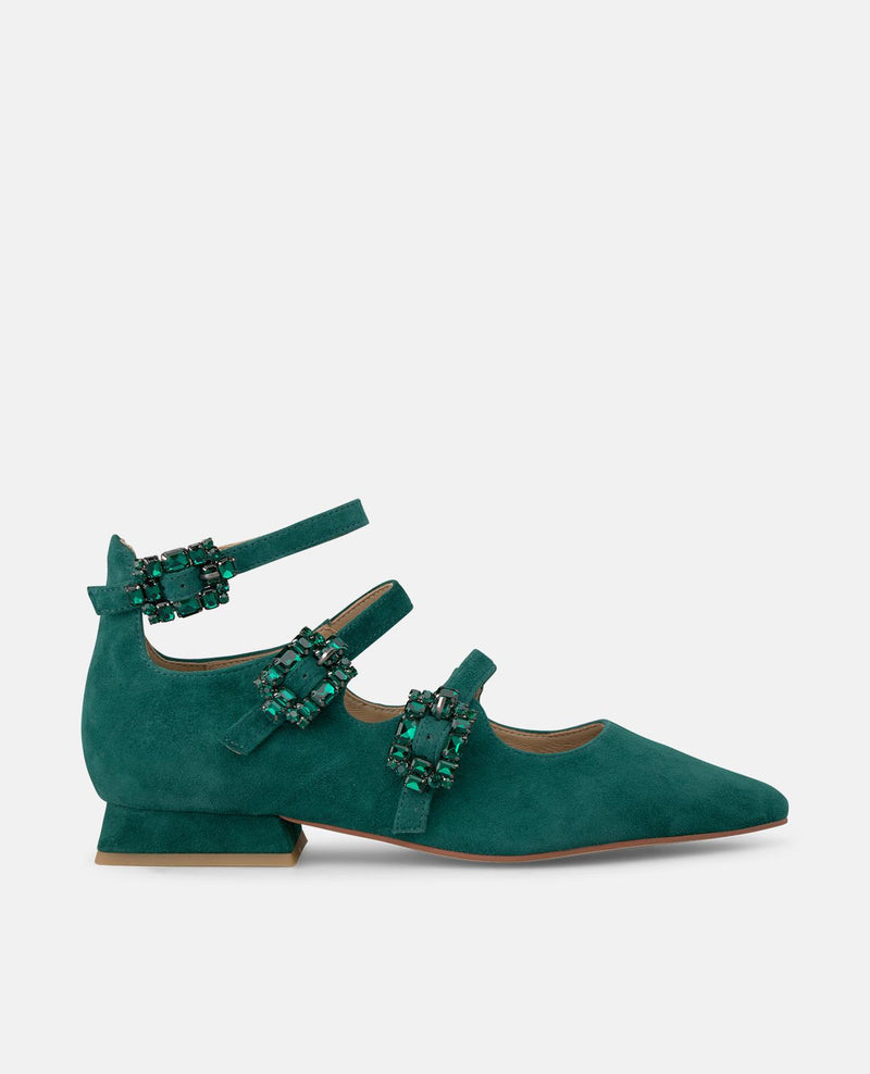 SCARPA AFFILATA CON FIBBIE