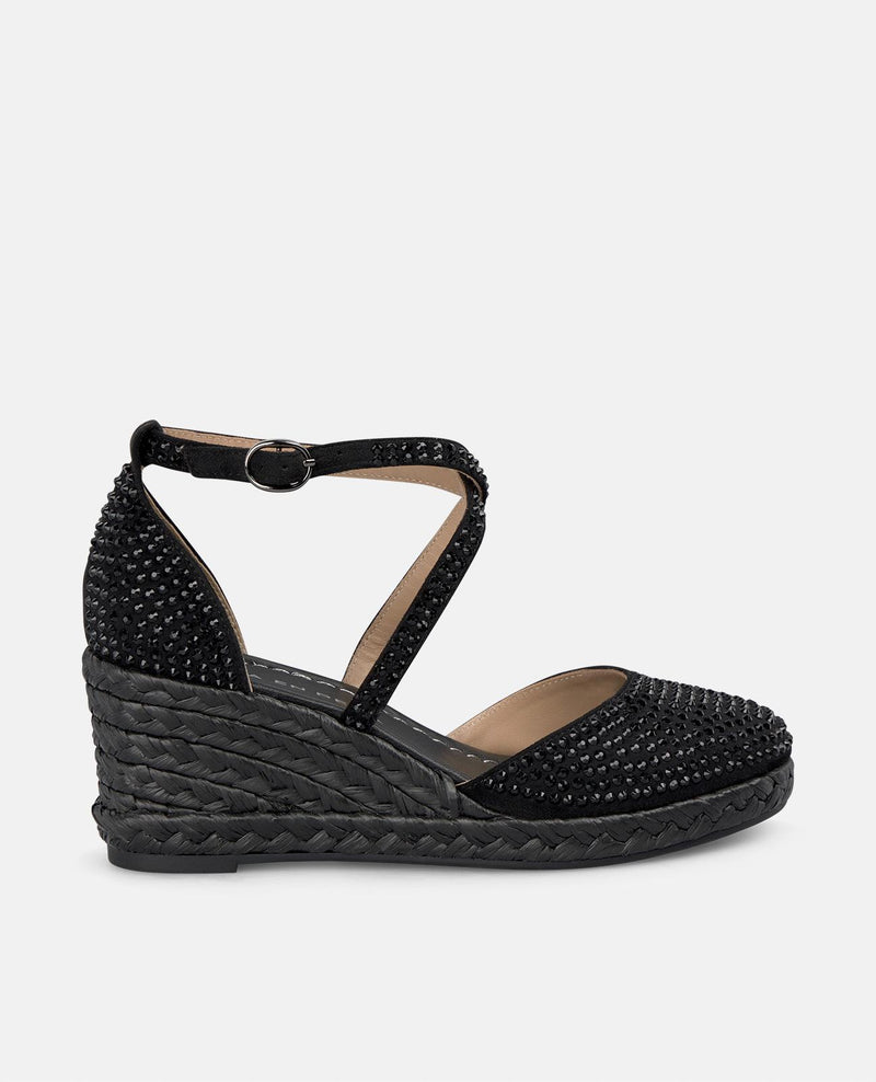 CUÑA CUBIERTA DE BRILLOS