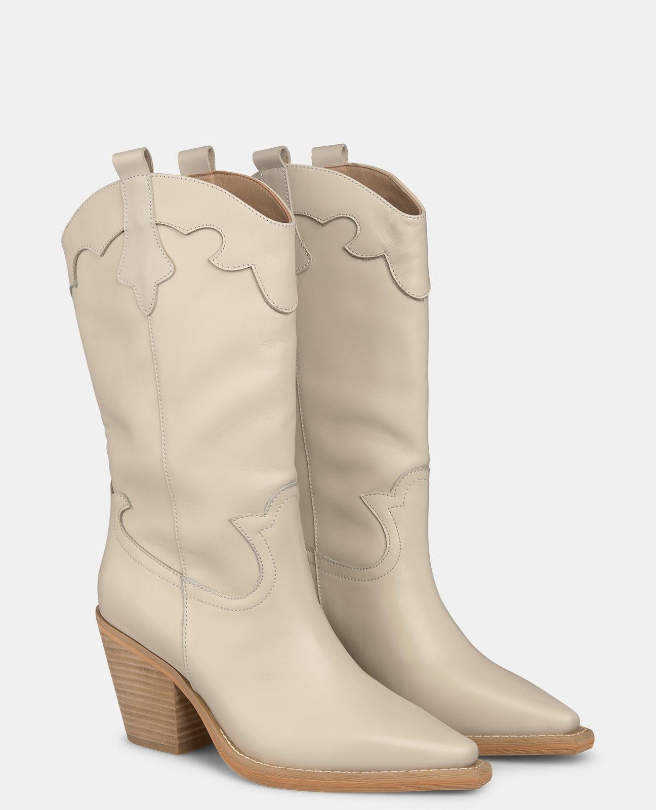 EMBROIDERED HALF-BOOT