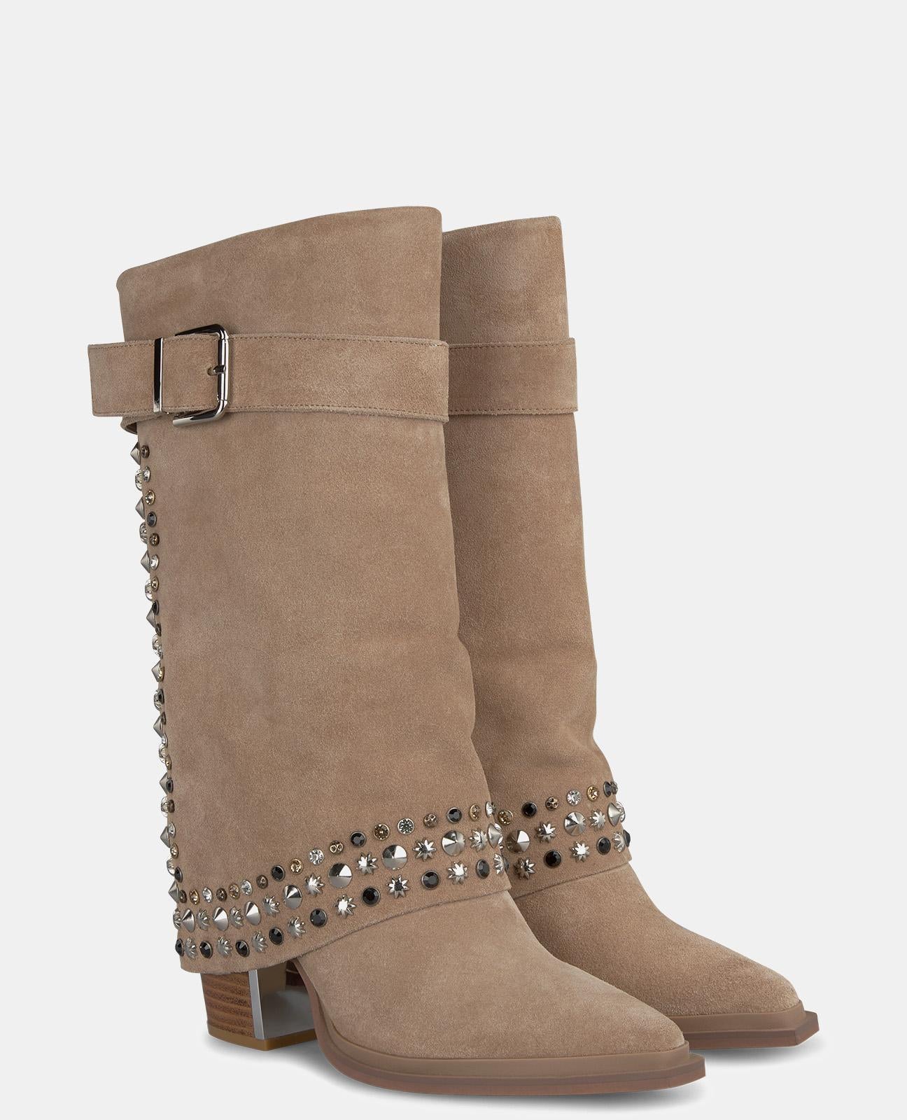 STUDDED GAITER BOOT