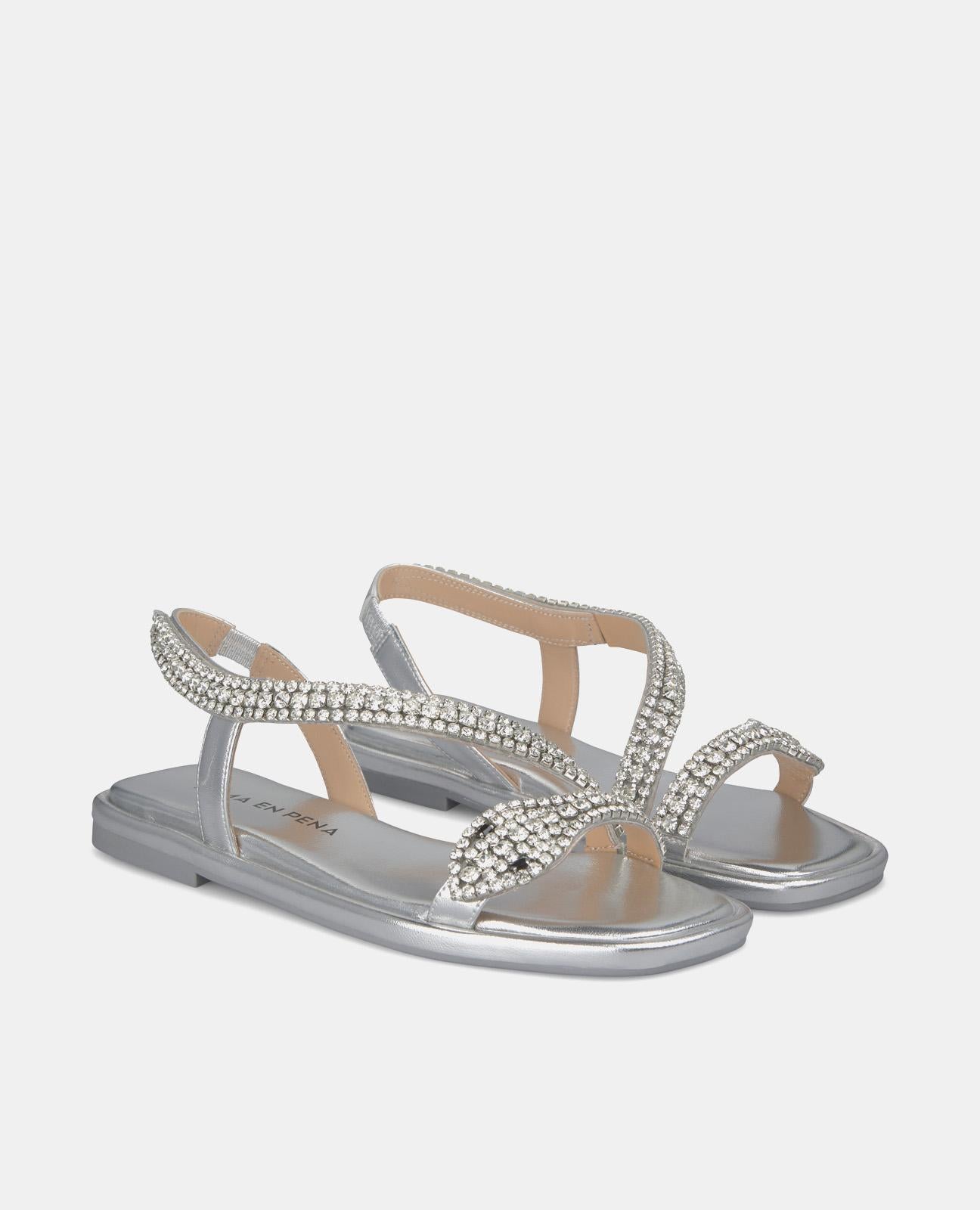 FLAT SANDAL SNAKE STRAP