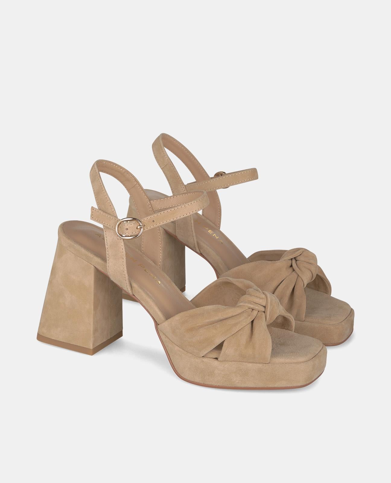 KNOT HEEL SANDAL